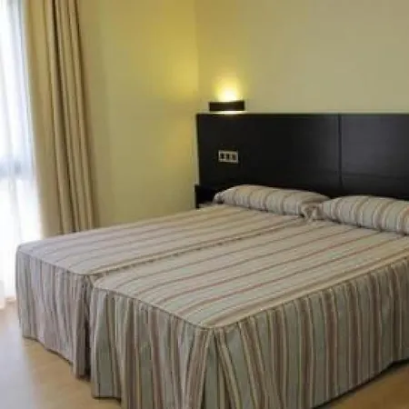 Hotel Amenal Otel 2*