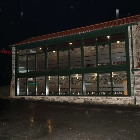 Otel Hotel Amenal Amenal