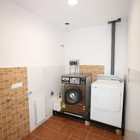 阿梅纳尔酒店 2* 阿梅纳尔